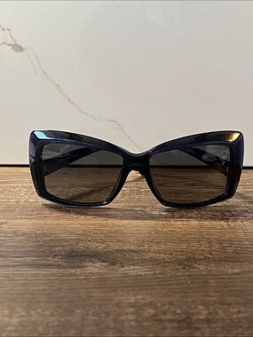 Authentic CHANEL blue Sunglasses 5366 c.1390/71